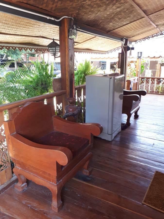 Baan Bar Cafe Hotel Mae Chaem Buitenkant foto
